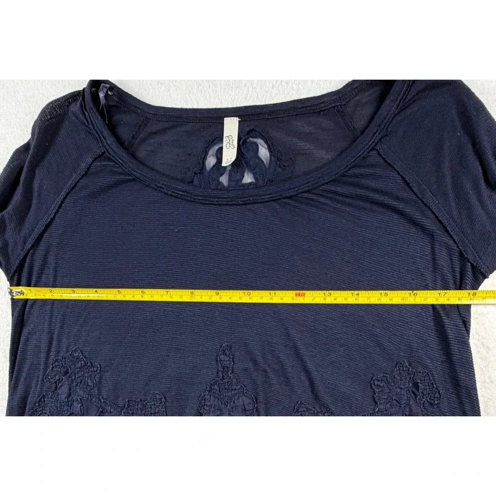 Free People That's Amore High Low Crochet Lace Tee Navy Blue Size Small Y2K